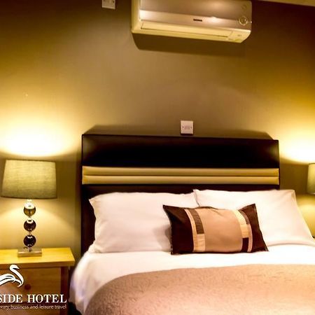 Thameside Hotel Reading Bagian luar foto
