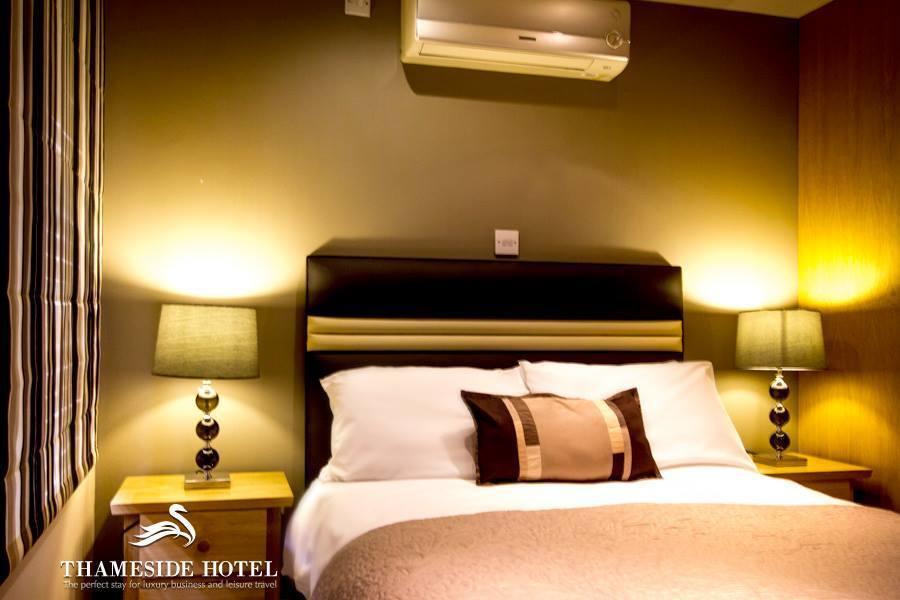 Thameside Hotel Reading Bagian luar foto